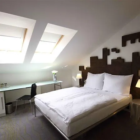 Hotell Pure White
