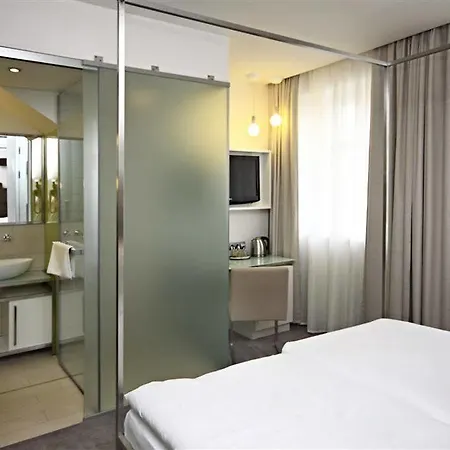 Pure White 4* Praga