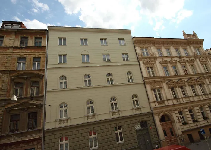 Hotel Pure White Praga