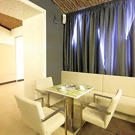 Hotel Pure White Prag