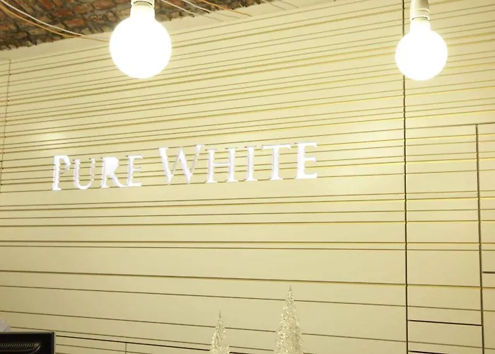 Szálloda Pure White