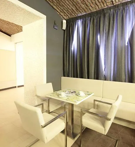 Pure White Hotel