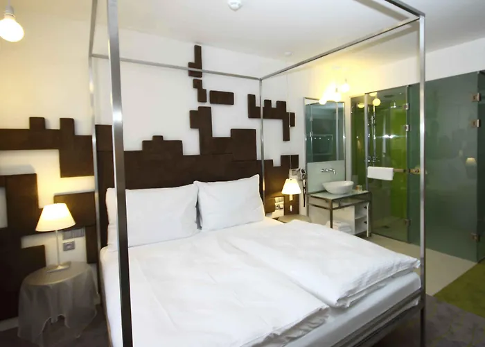 Pure White Hotel 4*