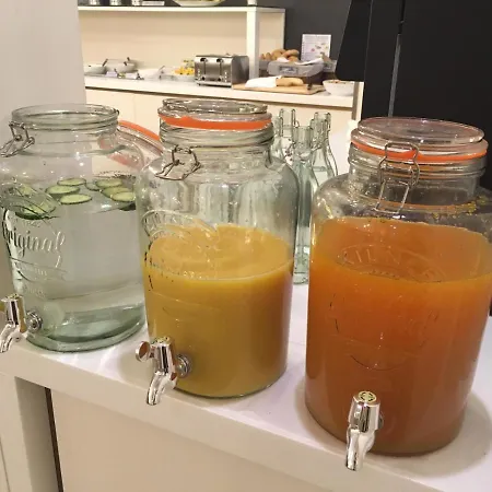 Szálloda Pure White Prága